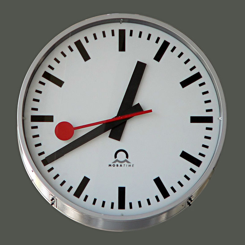 Swiss railway clock.jpg